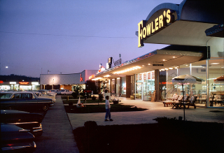 Illustration for article titled Photos of daily life in the US government's secret atomic city